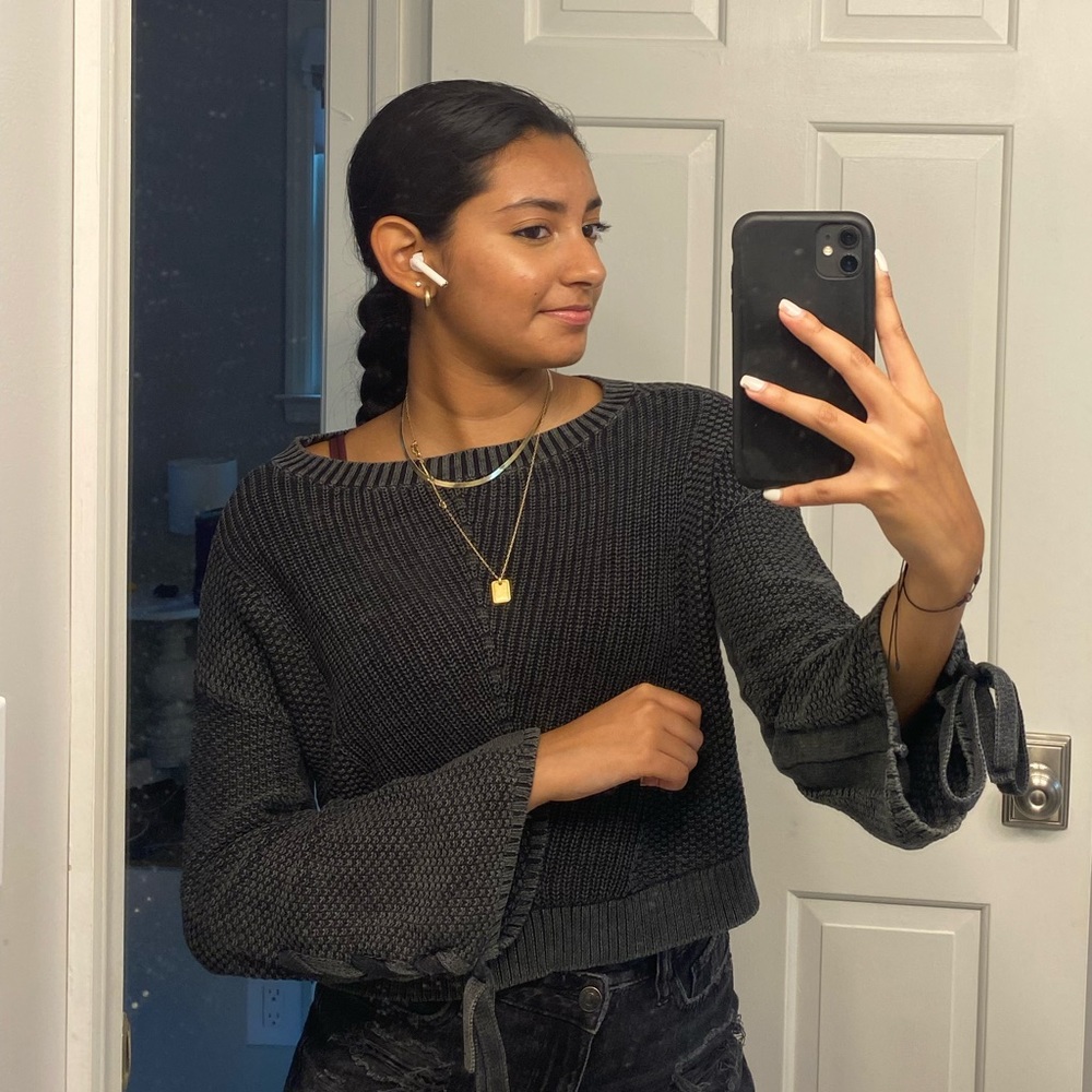Women's Wide Sleeve Bow Sweater
